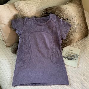Rare Lululemon Run: Swiftly Tech Short Sleeve *Special Edition Concord Grape 12